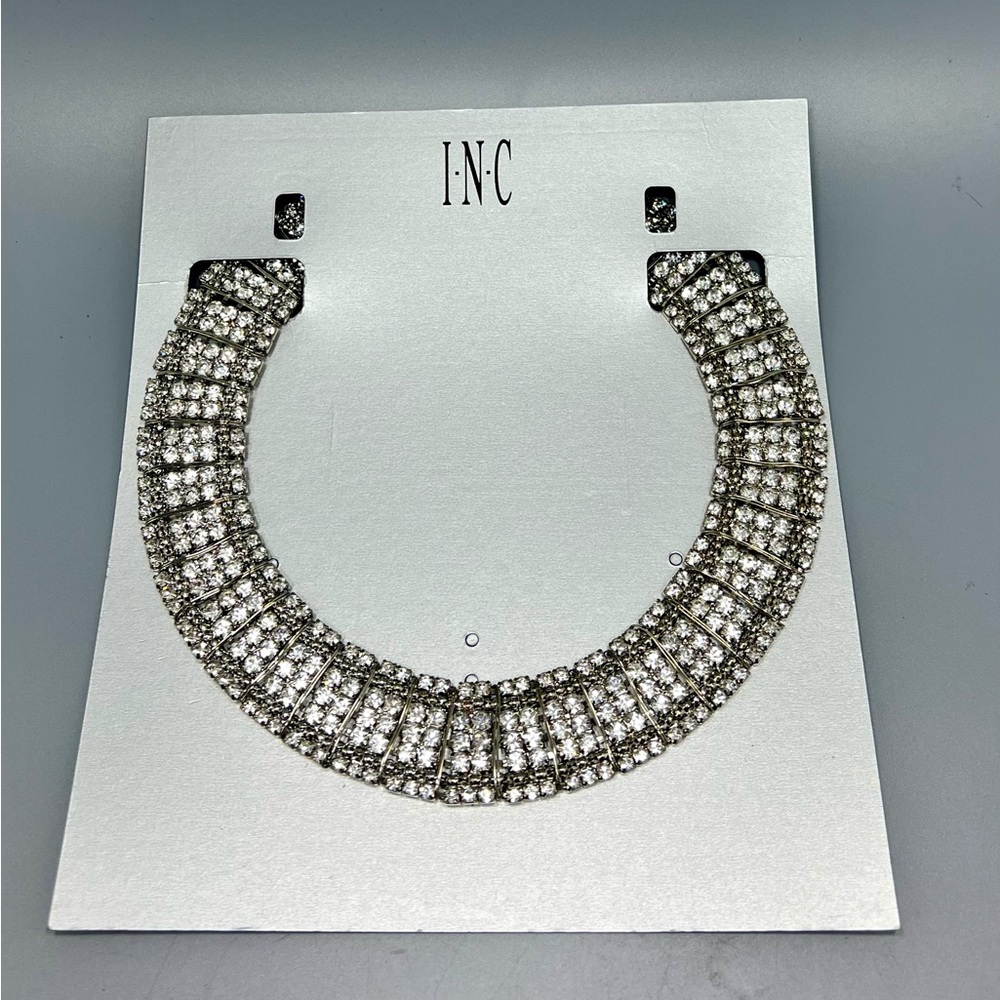 I.N.C. International Concepts Crystal Collar NWT